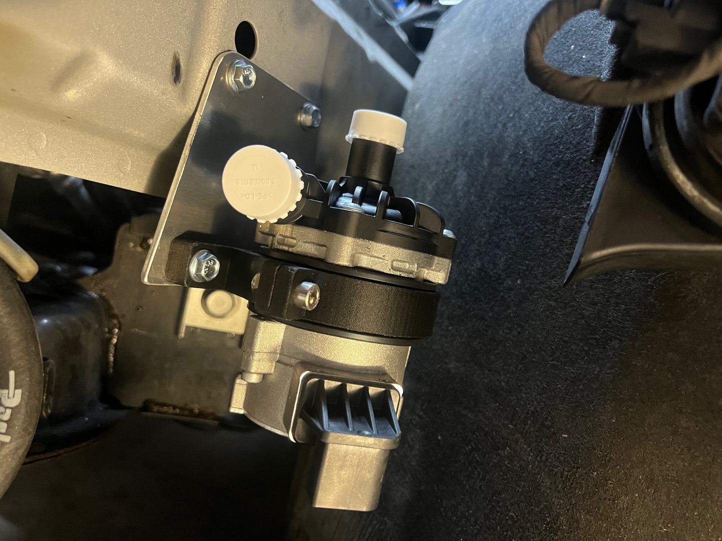 Pieurburg CWA Pump Mounting Bracket