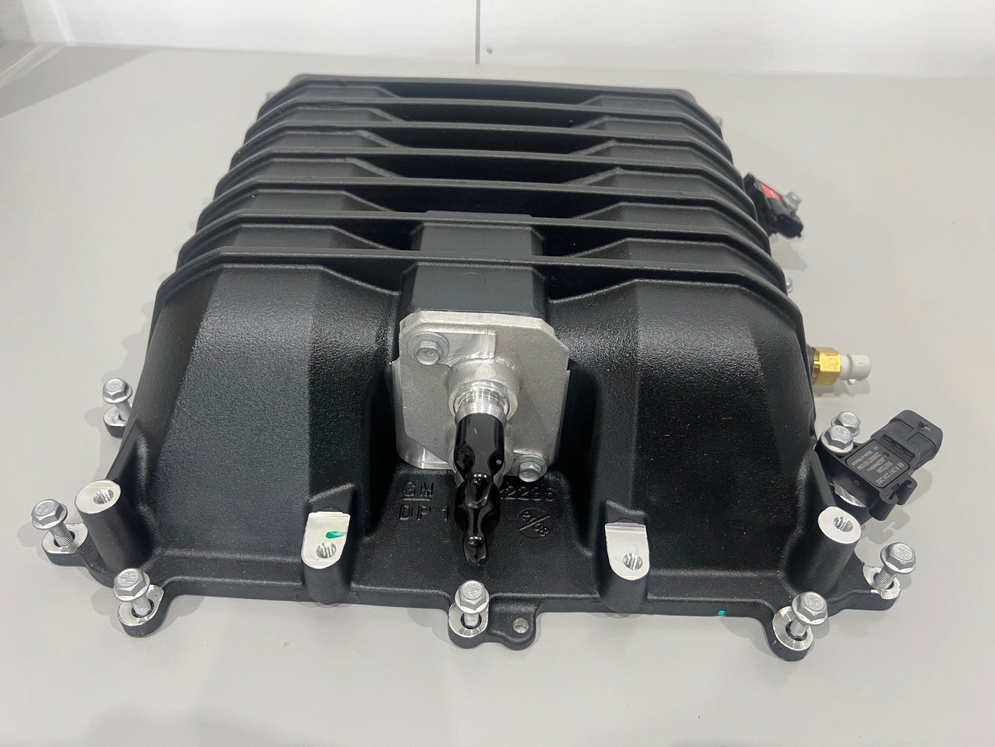ZL1 LSA SUPERCHARGER LID WITH BRICK 12622236